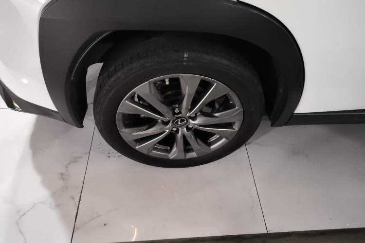 Used Lexus UX 2019 200 F SPORT Version Exterior 5