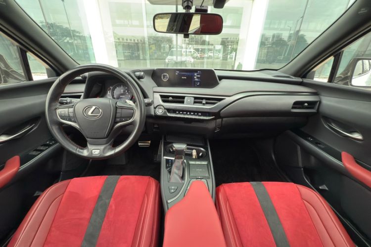 Used Lexus UX 2019 200 F SPORT Version Interior 3