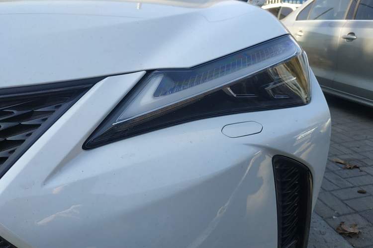 Used Lexus UX 2019 260h F SPORT All-Wheel-Drive China V Emission Standard Left Front Headlight