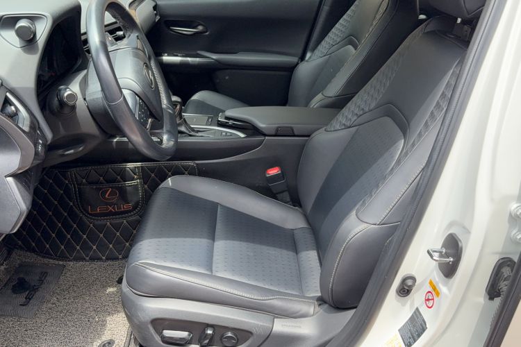 Used Lexus UX 2019 260h Explore-Cool Edition China V Standard Left Front Seat