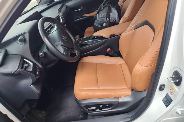 Used Lexus UX 2019 260h Explore-Cool Edition China VI Standard Left Front Seat