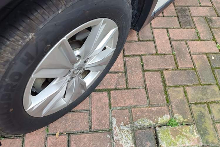 Used Lexus UX 2019 260h Explore-Cool Edition China VI Standard Left Front Wheel Hub