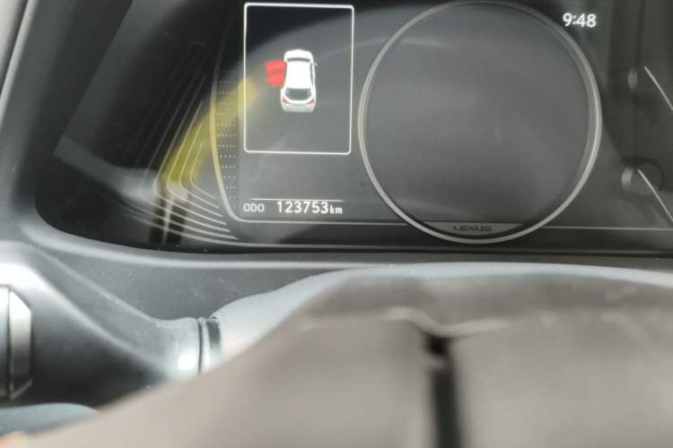 Used Lexus UX 2019 260h Explore-Cool Edition China VI Standard Odometer Close Up