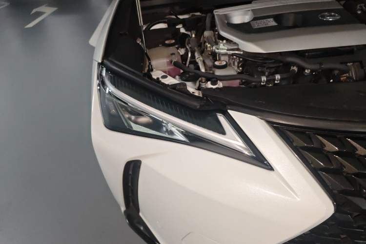 Used Lexus UX 2019 260h Explore-Edition China V Standard Right Front Headlight