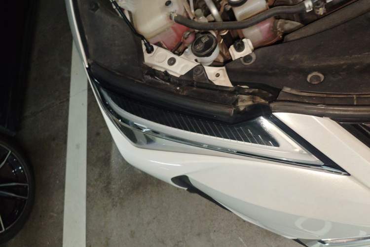 Used Lexus UX 2019 260h Explore-Cool Edition China VI Standard Right Front Headlight