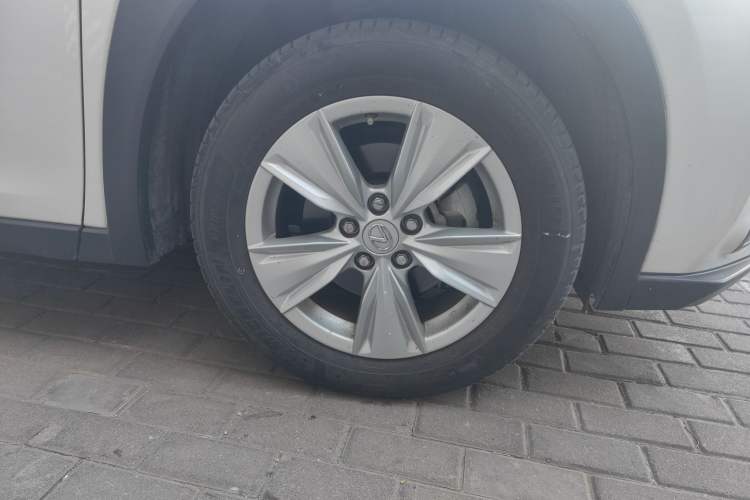 Used Lexus UX 2019 260h Explore-Cool Edition China V Standard Right Front Wheel Hub