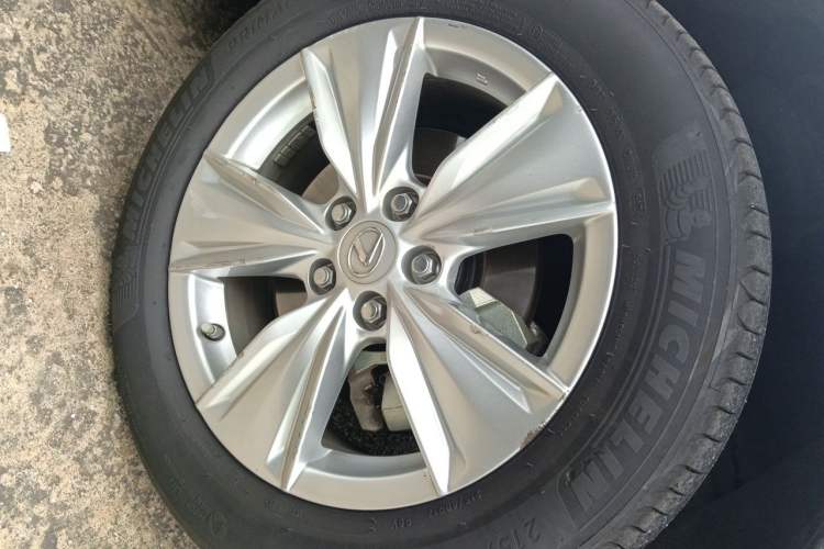 Used Lexus UX 2019 260h Explore-Cool Edition China VI Standard Right Front Wheel Hub