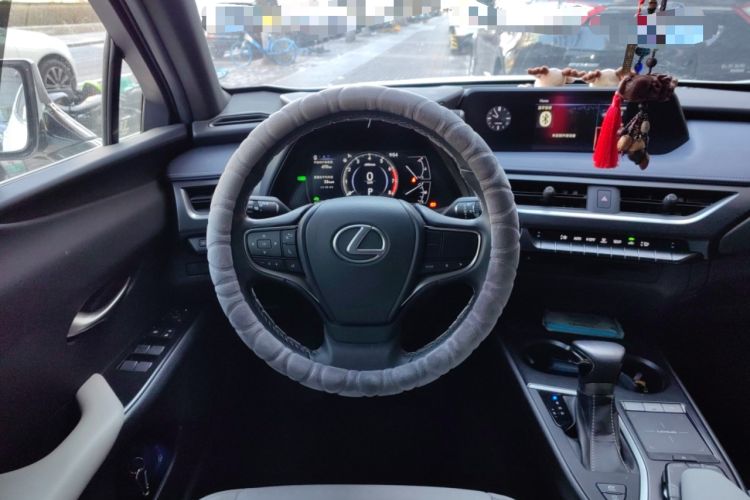 Used Lexus UX 2019 260h Explore-Cool Edition China V Standard Steering Wheel