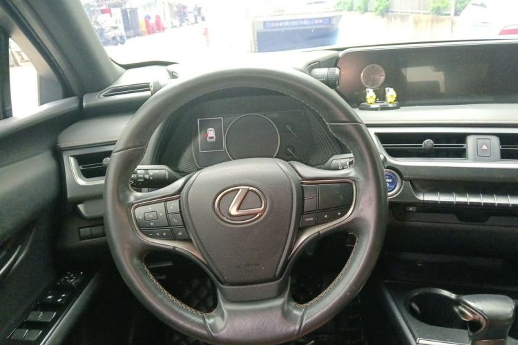 Used Lexus UX 2019 260h Explore-Cool Edition China VI Standard Steering Wheel