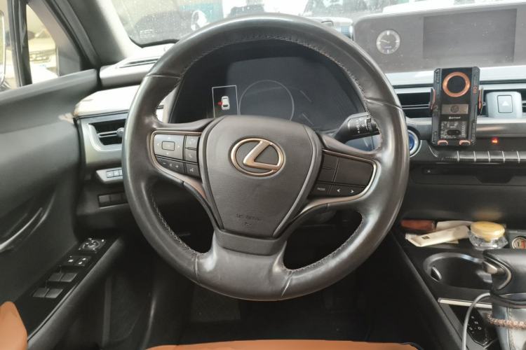 Used Lexus UX 2019 260h Explore-Cool Edition China VI Standard Steering Wheel