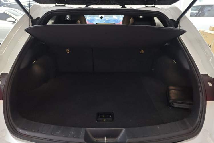 Used Lexus UX 2019 260h Explore-Cool Edition China VI Standard Trunk