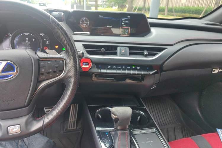 Used Lexus UX 2020 260h F SPORT Version Audio And AC Panel