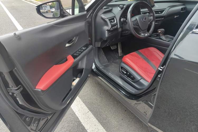 Used Lexus UX 2020 260h F SPORT Version Driver Seat