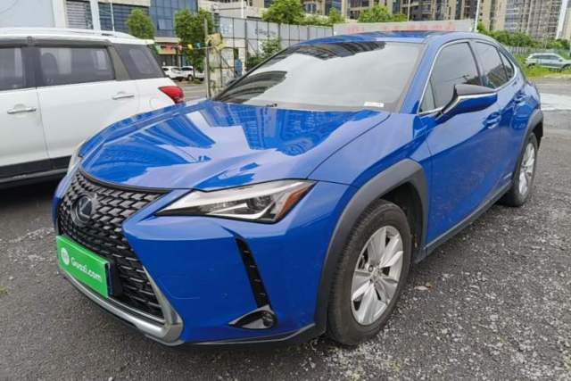 Używany Lexus UX 2020 260h Explore & Adventure Edition