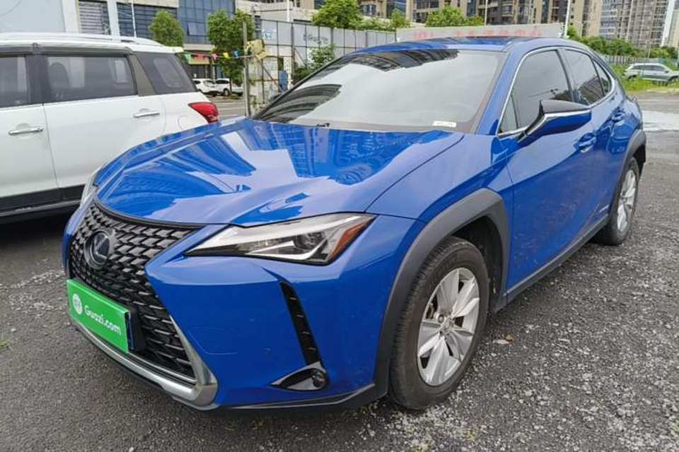 Lexus UX 2020