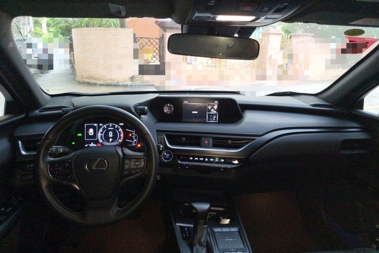 Used Lexus UX 2020 260h Explore & Adventure Edition Center Console