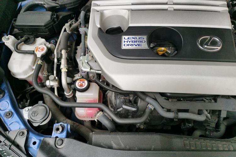 Used Lexus UX 2020 260h Explore & Adventure Edition Engine Bay Right