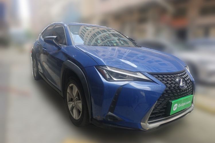 Used Lexus UX 2020 260h Explore-Cool Edition Front Right 45 Deg