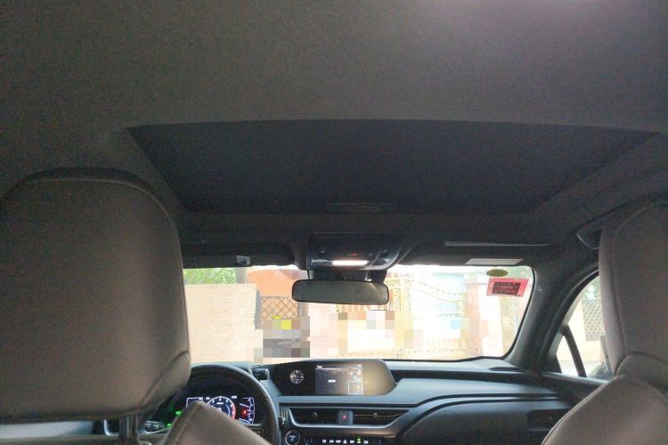 Used Lexus UX 2020 260h Explore & Adventure Edition Headliner