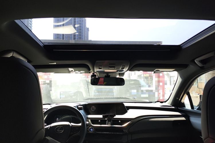 Used Lexus UX 2020 260h Explore & Adventure Edition Headliner