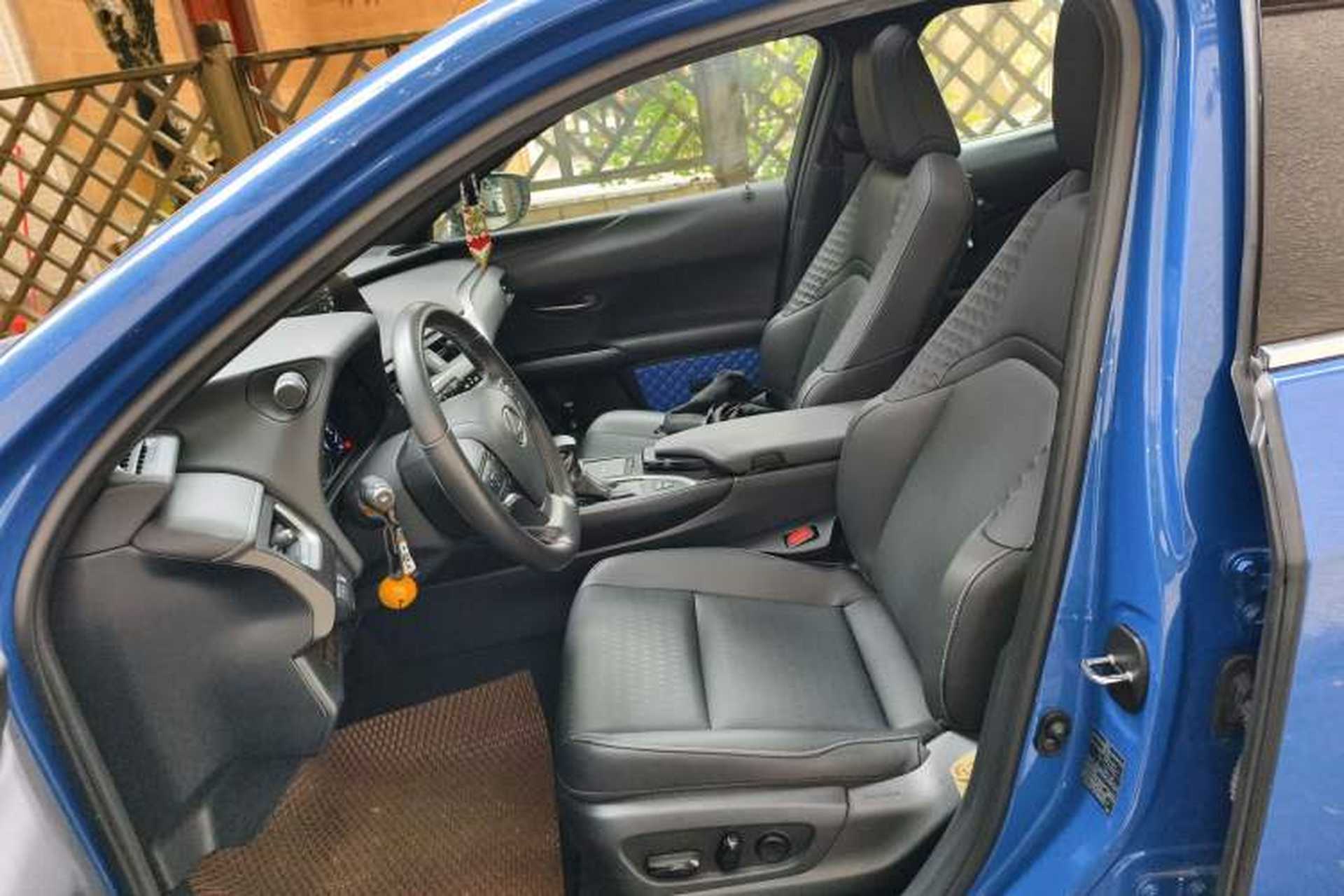 Used Lexus UX 2020 260h Explore & Adventure Edition Left Front Seat