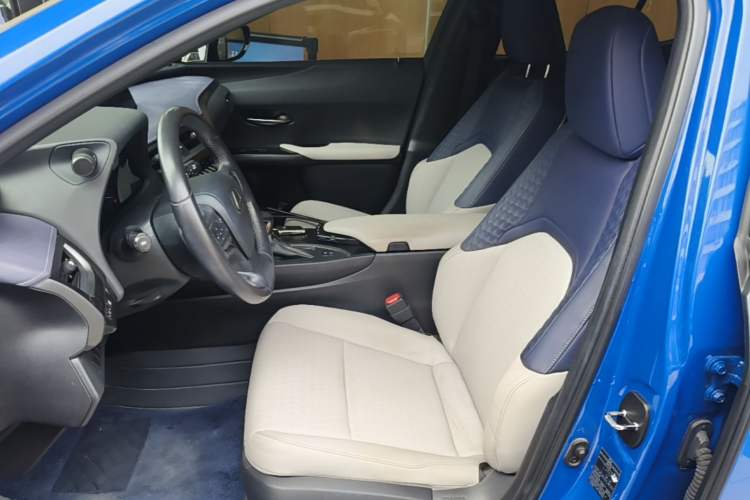 Used Lexus UX 2020 260h Explore & Adventure Edition Left Front Seat