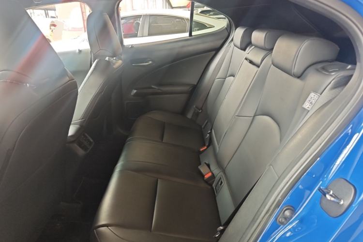 Used Lexus UX 2020 260h Explore & Adventure Edition Left Rear Seat