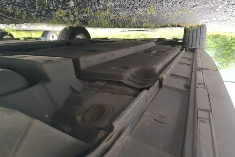 Used Lexus UX 2020 260h Explore & Adventure Edition Left Side Sill