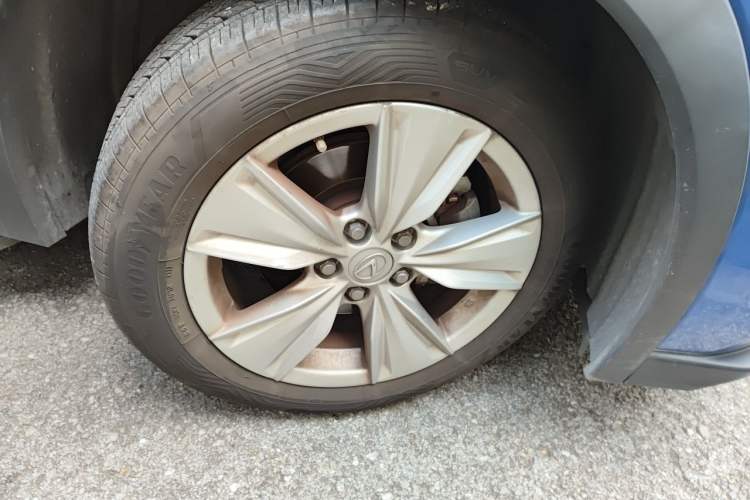 Used Lexus UX 2020 260h Explore & Adventure Edition Right Front Wheel Hub