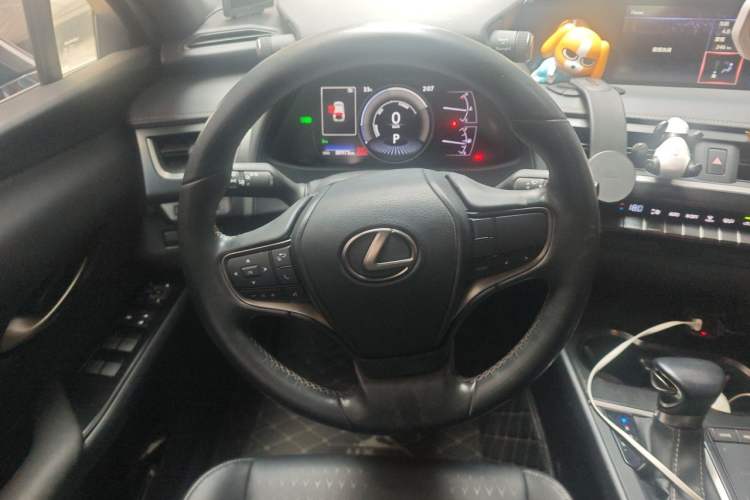 Used Lexus UX 2020 260h Explore-Cool Edition Steering Wheel