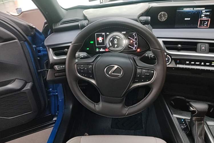 Used Lexus UX 2020 260h Explore & Adventure Edition Steering Wheel