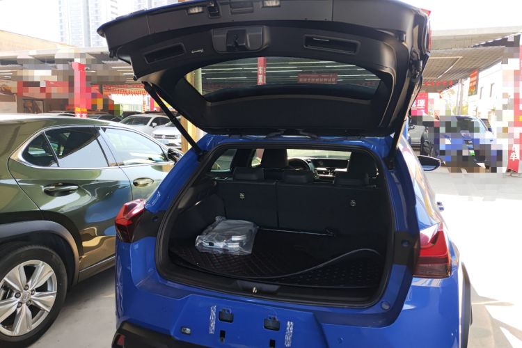 Used Lexus UX 2020 260h Explore & Adventure Edition Trunk
