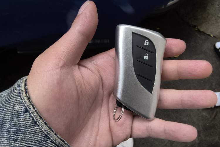 Used Lexus UX 2020 260h Explore & Adventure Edition Vehicle Key