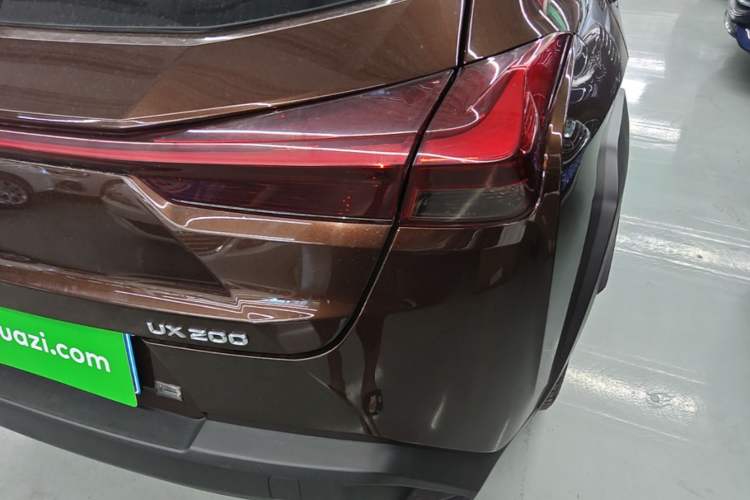Used Lexus UX 2020 200 Special Edition Exterior 3
