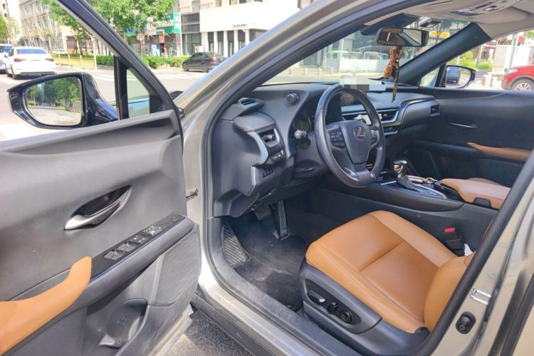 Used Lexus UX 2020 260h Explore & Adventure Edition Driver Seat