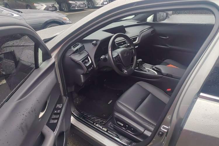 Used Lexus UX 2020 260h Explore-Cool Edition Driver Seat
