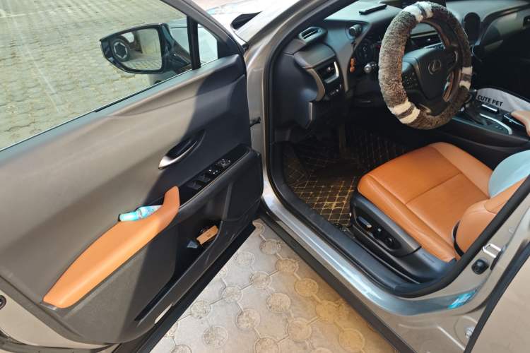Used Lexus UX 2020 260h Explore & Adventure Edition Driver Seat