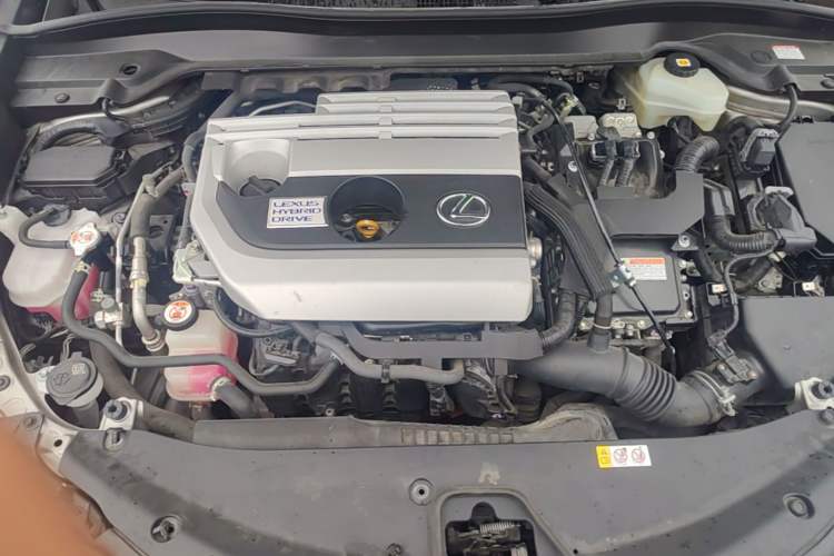 Used Lexus UX 2020 260h Explore-Cool Edition Engine Bay