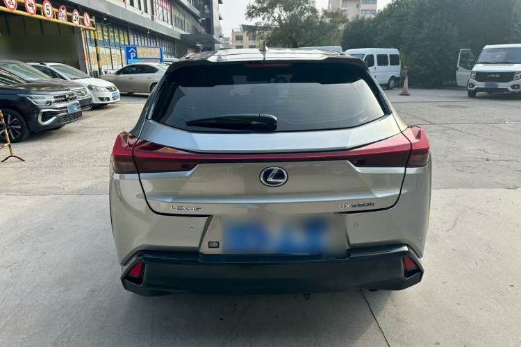Used Lexus UX 2020 260h Explore-Cool Edition Exterior 4