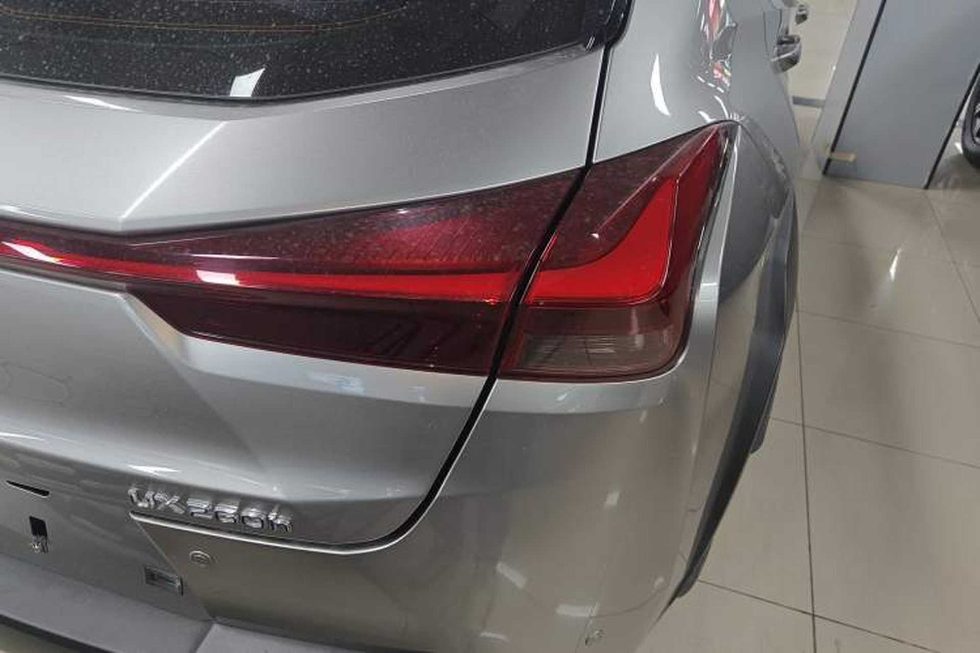 Used Lexus UX 2020 260h Explore-Cool Edition Exterior 6