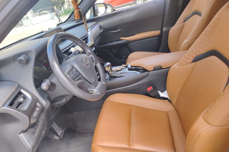 Used Lexus UX 2020 260h Explore & Adventure Edition Left Front Seat
