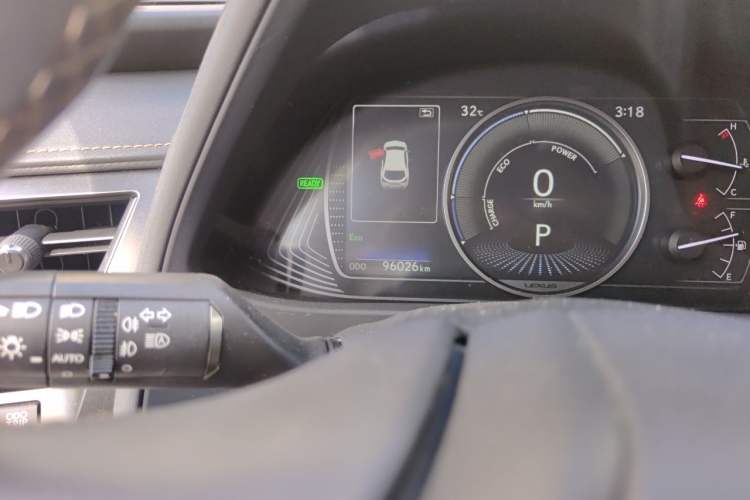 Used Lexus UX 2020 260h Explore & Adventure Edition Odometer Close Up