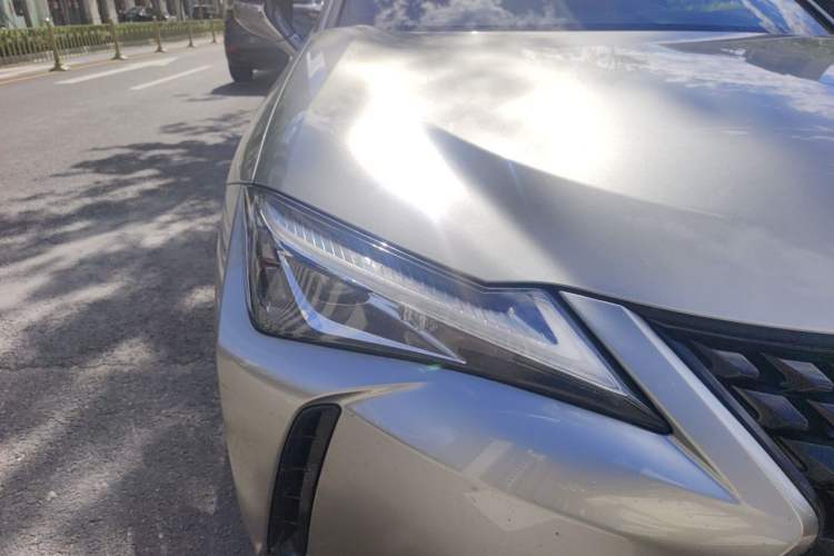 Used Lexus UX 2020 260h Explore & Adventure Edition Right Front Headlight
