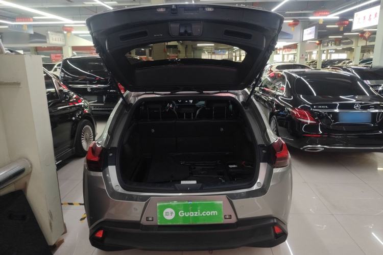 Used Lexus UX 2020 260h Explore-Cool Edition Trunk