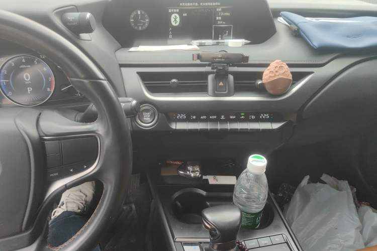 Used Lexus UX 2020 200 Special Edition Audio And AC Panel