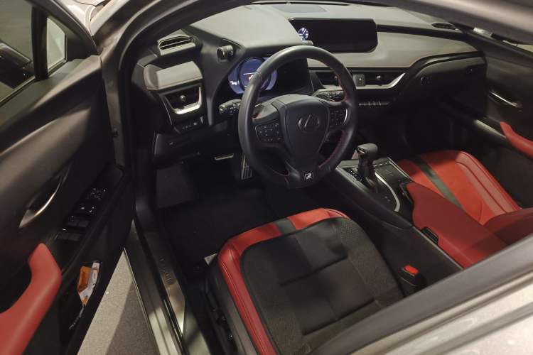 Used Lexus UX 2020 260h F SPORT Version Driver Seat