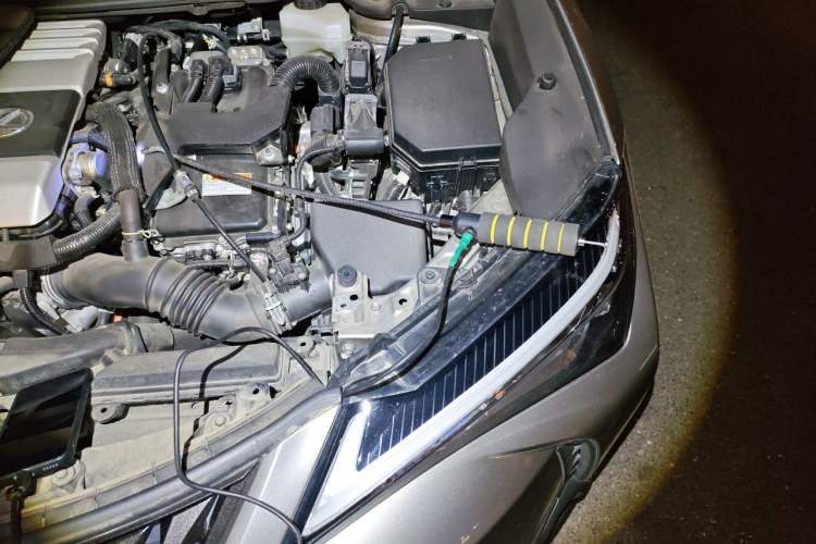 Used Lexus UX 2020 260h Explore-Cool Edition Engine Bay Left