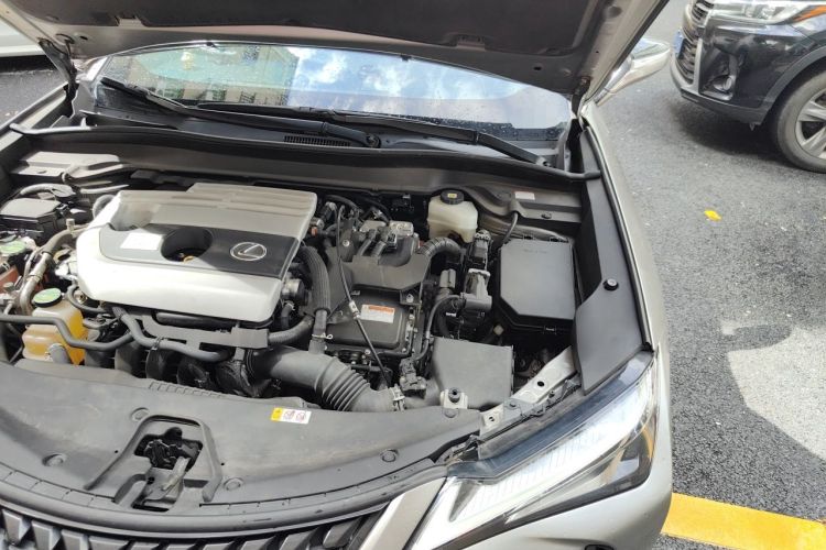 Used Lexus UX 2020 260h Explore & Adventure Edition Engine Bay Left