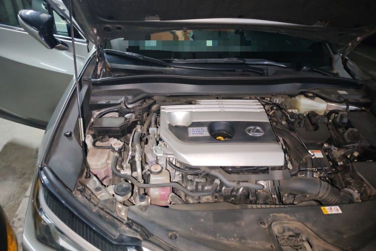 Used Lexus UX 2020 260h Explore & Adventure Edition Engine Bay Right