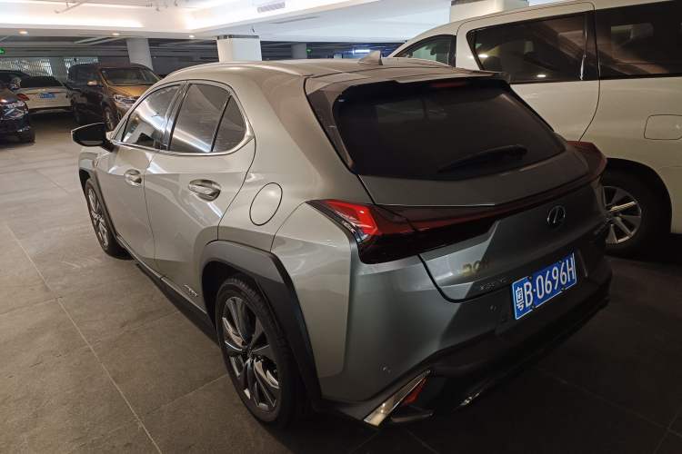 Used Lexus UX 2020 260h F SPORT Version Exterior 2